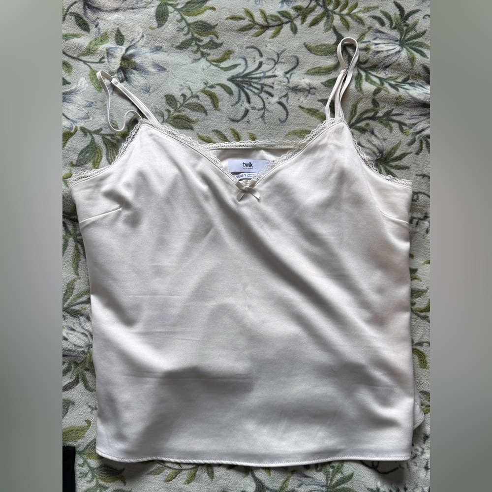 Twik Ivory Lace-Trimmed Camisole